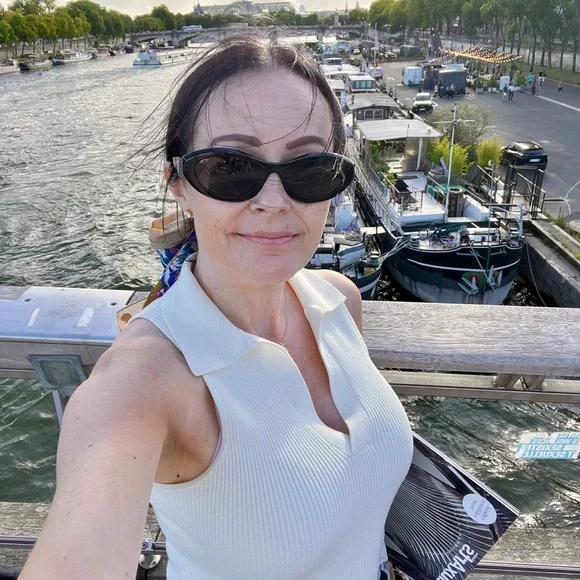 Stephanieluxe - Picture 3 of 13